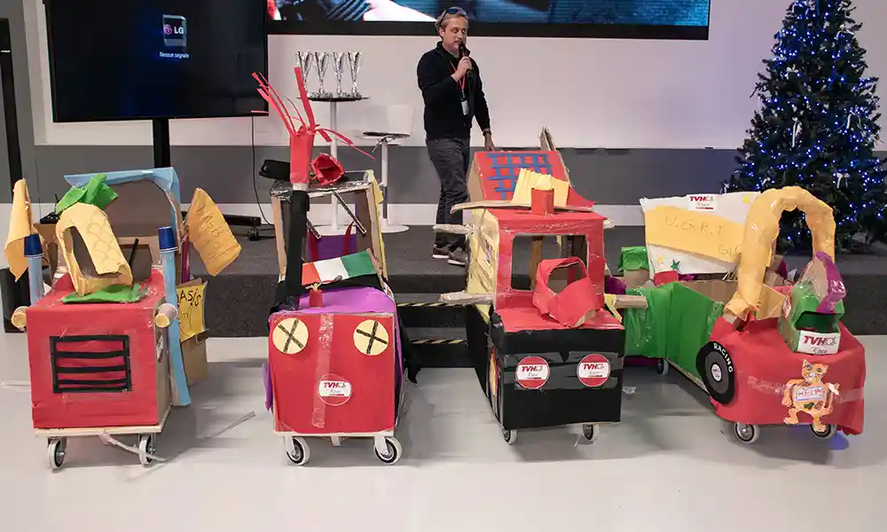 team building milano carton race